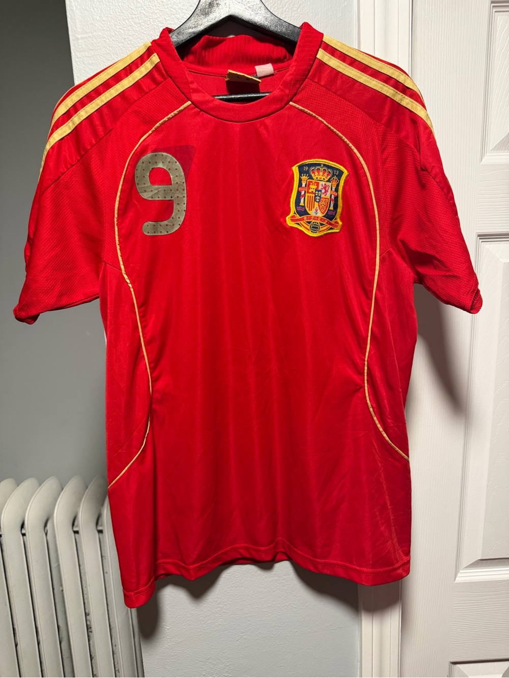 Spain Fernando Torres #9 Soccer Jersey Men’s Medium